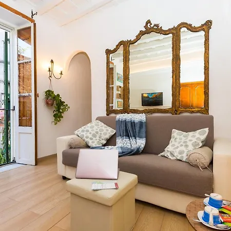 Boutique Domus Navona Librari Holiday home *