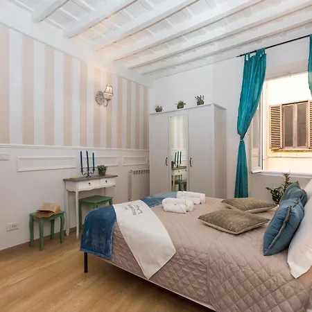 Boutique Domus Navona Librari * Rome